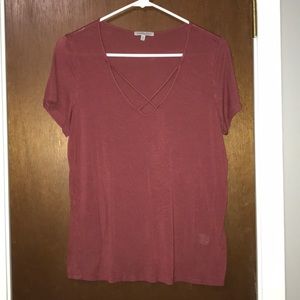 maroon tee